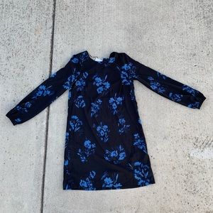 💕Beautiful black and blue floral print dress 💕